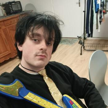 Babysitter in Alençon: Mael