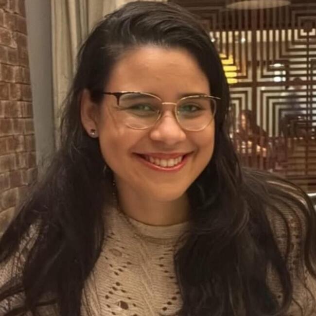 Babá em Natal: Thais