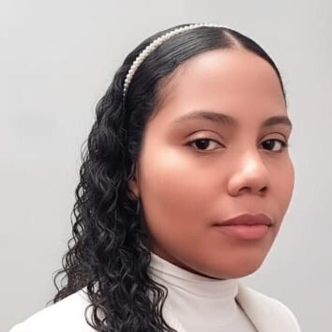 Trabajo para niñera en Medellín: Daniela