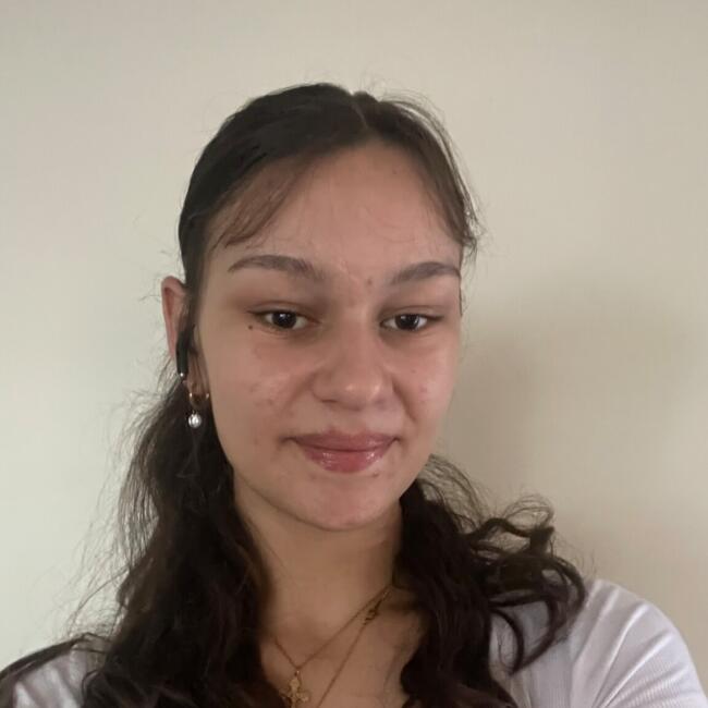 Babysitter in Sydney: Dalila