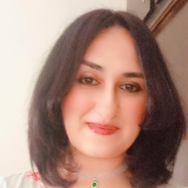 مربية أطفال في سلا: Khadija
