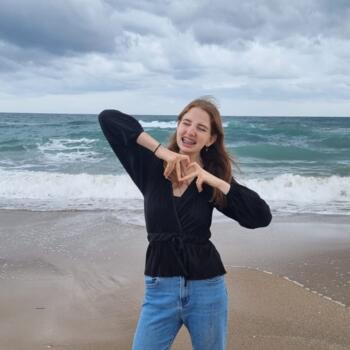 Babysitter Vriezenveen: Larissa