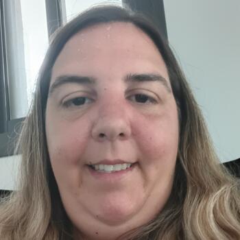 בייביסיטר פתח תקווה: ליה