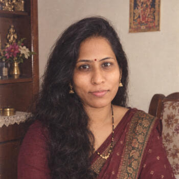 Babysitter Pimpri-Chinchwad: Poonam