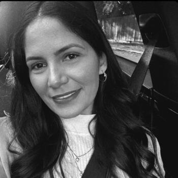 Babysitter em Porto: Lays mara