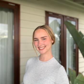 Babysitter em Colônia: Mariella