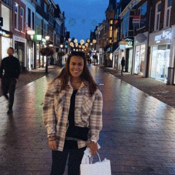 Babysitter in Heerhugowaard: Dewi Dakota