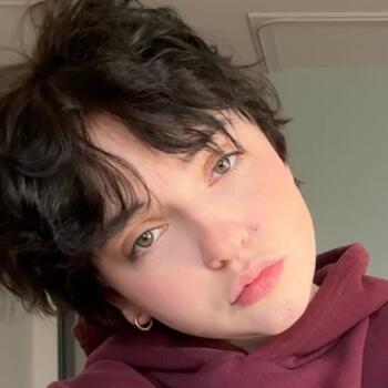 Babysitter Estavayer-le-Gibloux: Marie