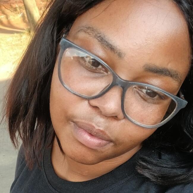 Nanny in Mount Edgecombe: Snenhlahla