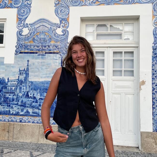 Babysitter in Vila Nova de Gaia: Maria