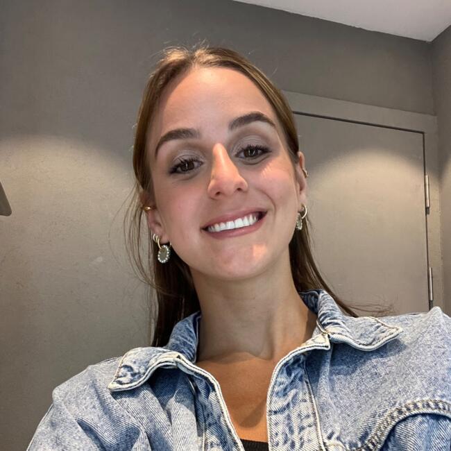 Niñera en Montevideo: Victoria