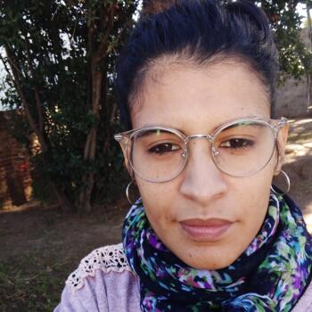 Niñera en Villa María: Bel