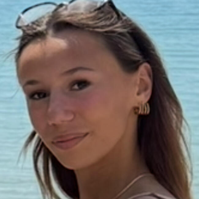 Babysitter in Aix-en-Provence: Luna