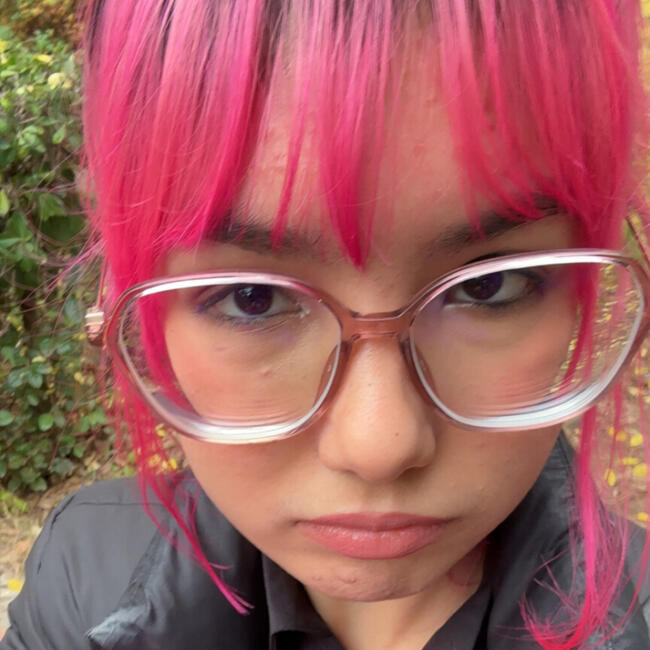 Babysitter in Frontignan: Lou-Anh