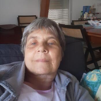 Baby-sitter Saint-Cyr-sur-Loire: Anne