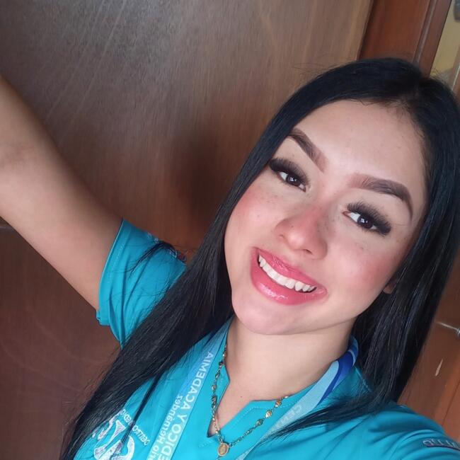 Babysitter in San Cristóbal: Aileen