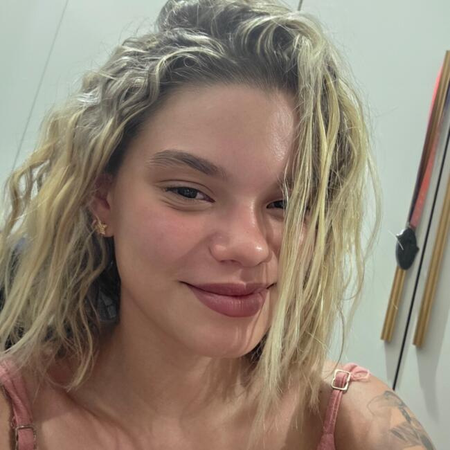 Babá em Vila Velha: Riany