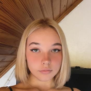 Baby-sitter in Nieppe: Mathilda