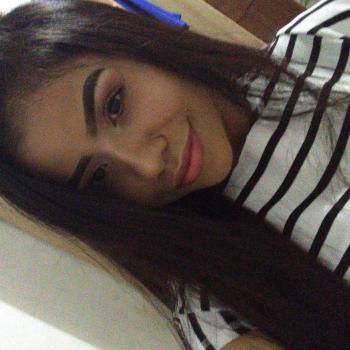 Babá em Manaus: Angela