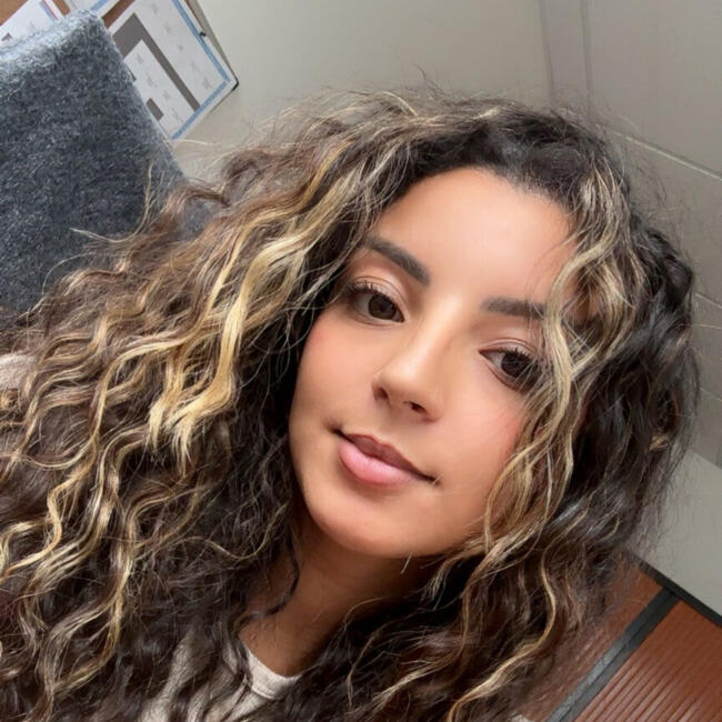 Babysitter in Dendermonde: Ahlam