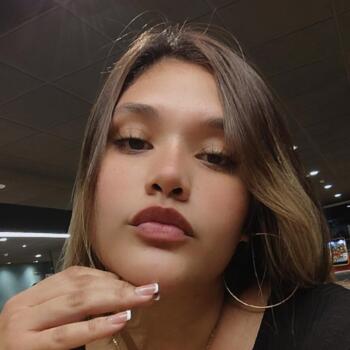 Babysitting job in Panama City: babysitting job Denise Bethancourt Villalba