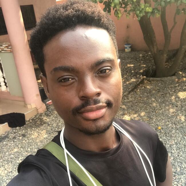 Babysitter in Accra: Adolf
