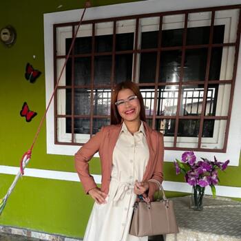 Babysitter in Chilibre: Yanelys