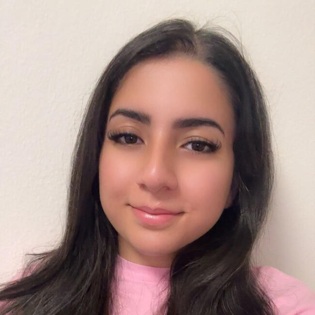 Babysitter in Männedorf: Schirin