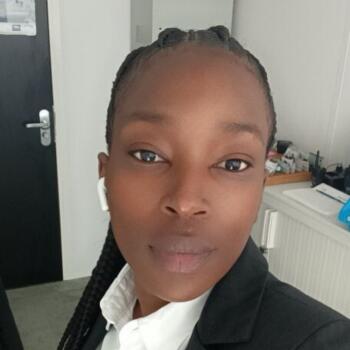 Babysitter in Champigny-sur-Marne: Kadjidja