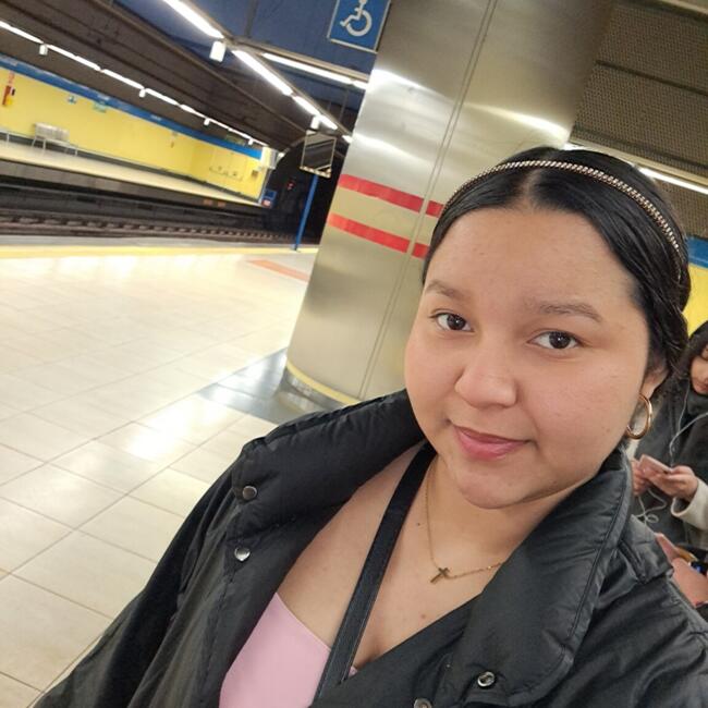 Canguro en Alcobendas: Yusimar