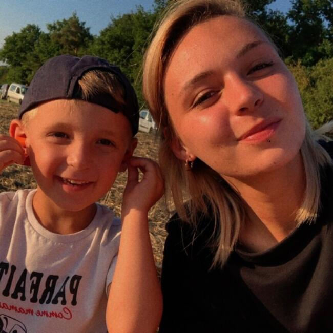Babysitting job in Chapelon: Romane