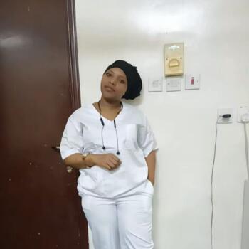 مربية أطفال في الرياض: Juliana