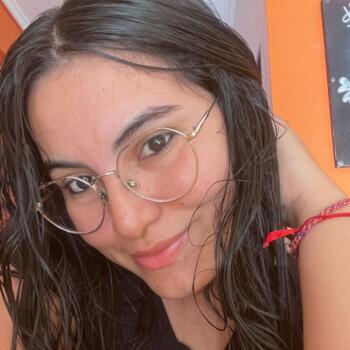 Babá em Balneário Camboriú: Milena