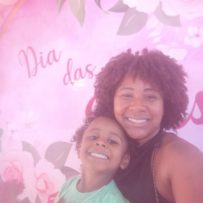 Babá em Goiânia: Thiana