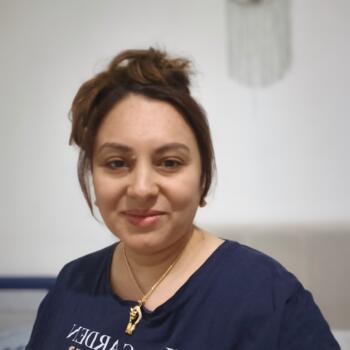 Babysitter in Martigues: Imane
