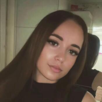 Babysitter in Puisseguin: Anais
