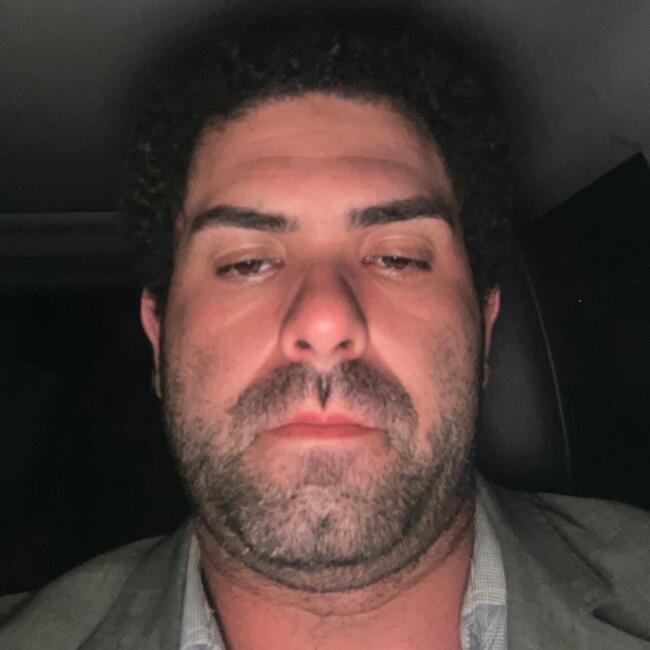 Babysitting job in São Paulo: Richard