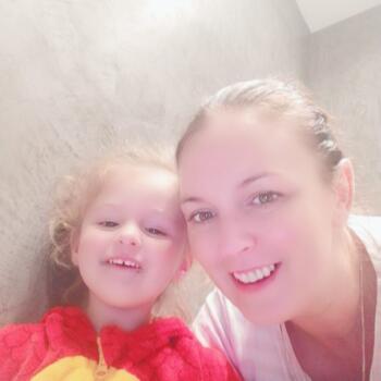 Job de babysitting în Constanța: job de babysitting Anca