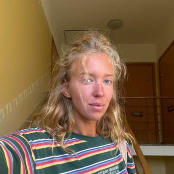 Babysitter in Gold Coast: Natasha