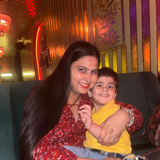 Babysitting job in Sikandra: Deepali