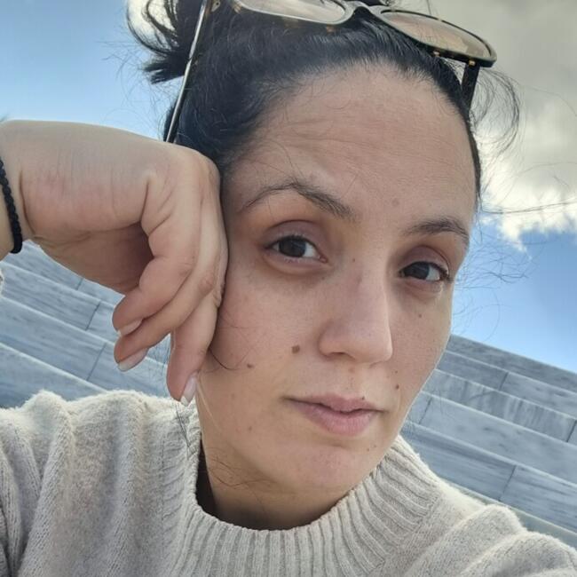 Babysitting job in Lykóvrysi: Νέλλη