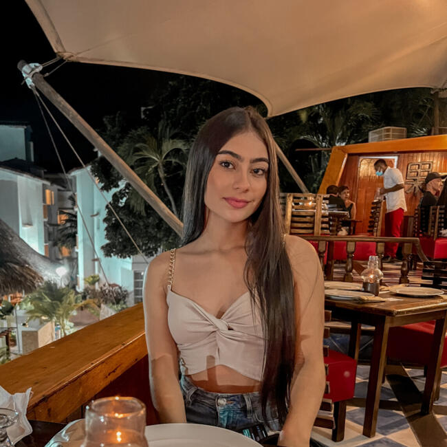 Babysitting job in Dosquebradas: Daniela