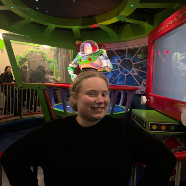 Babysitter in Guyancourt: Leana