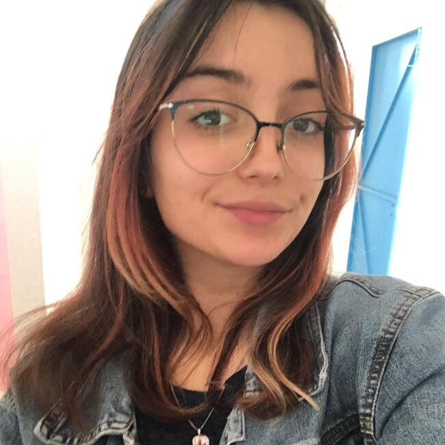 Babysitter em Meleças: Joana