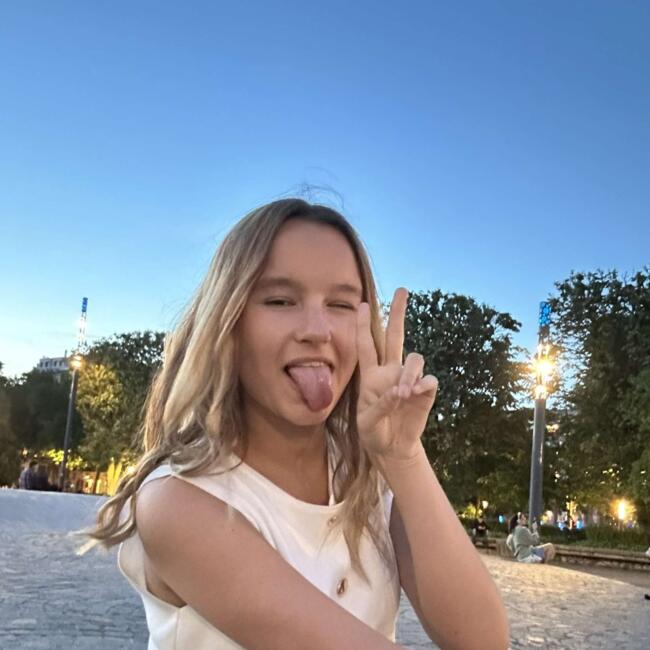 Babysitter in Outreau: Tess