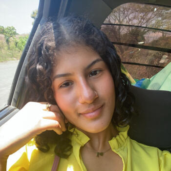 Babysitter in Guayaquil: IVANA DILEYDI