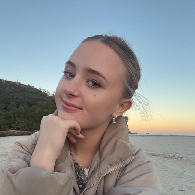 Babysitter in Pukekohe: Lillian