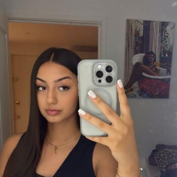 Babysitter in Hénin-Beaumont: Ines