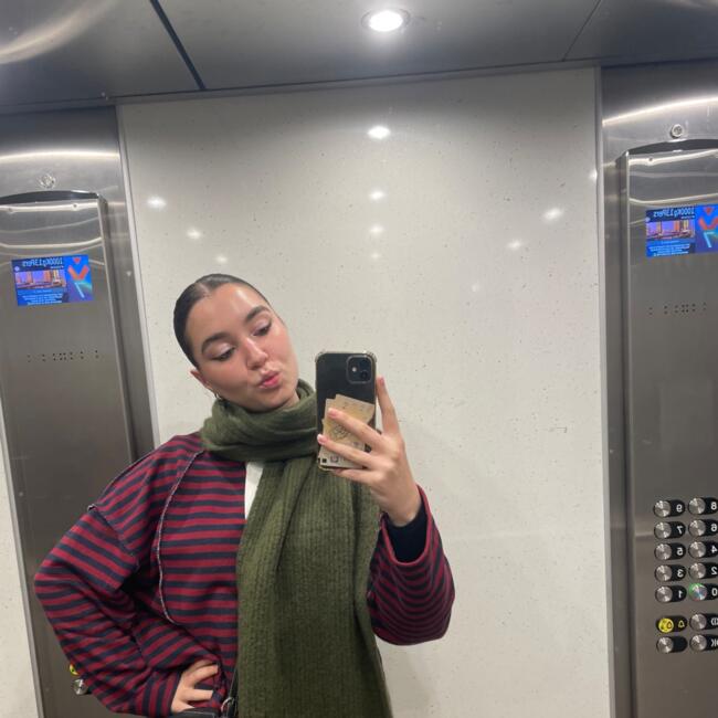 Babysitter in Toulouse: Marie-Lou