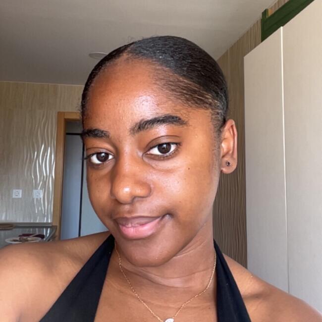 Babysitter em Caparica: Alice João